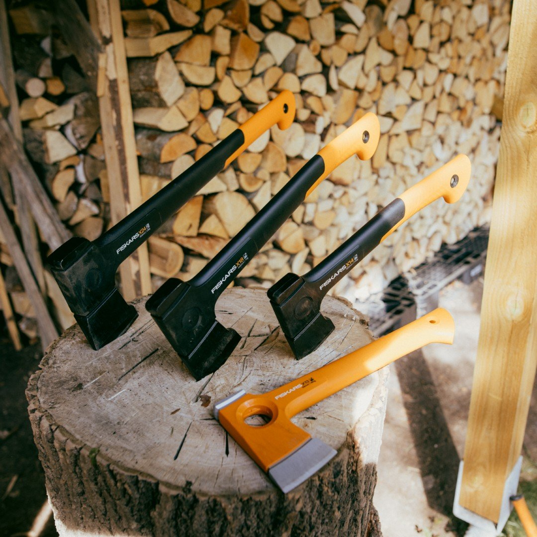 Porovnání univerzálních seker Fiskars různých velikostí