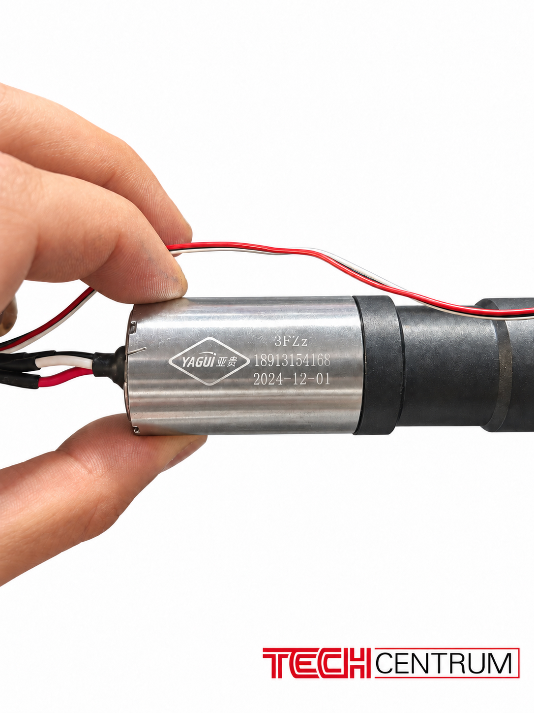 Motor YAGUI 3FZz uvnitř aku nůžek Procraft ES28Li