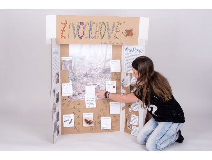 Projektová tabule set, tabule 120 x 90 cm, bílo-hnědá (4 ks) + nadpisové tabulky bílé (4 ks)