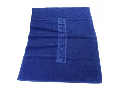 iat intersport towel 3 hero x 0001