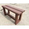 02 dk. Small, sturdy chair