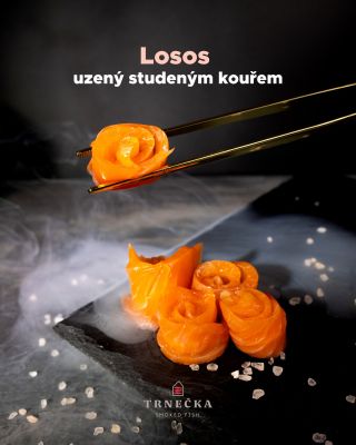 Komu se taky sbíhají sliny? 😋Už jste vyzkoušeli našeho lososa uzeného studeným kouřem? 👌Pokud ne, teď je ideální chvíle ⏰...