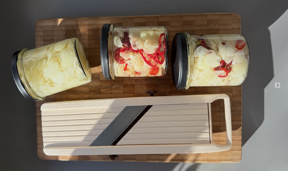 Nakládaný vietnamský česnek – Giấm tỏi ớt