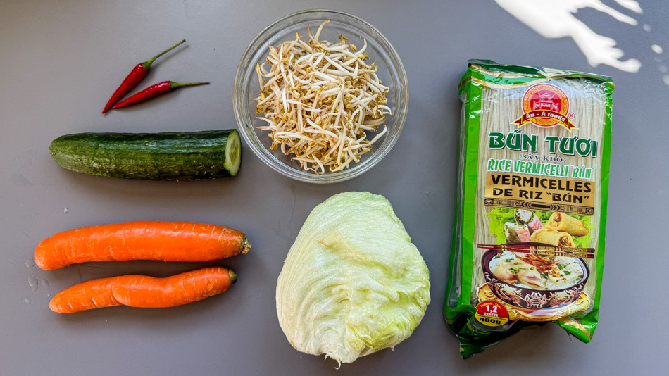 Hotové Bún bò Nam Bộ