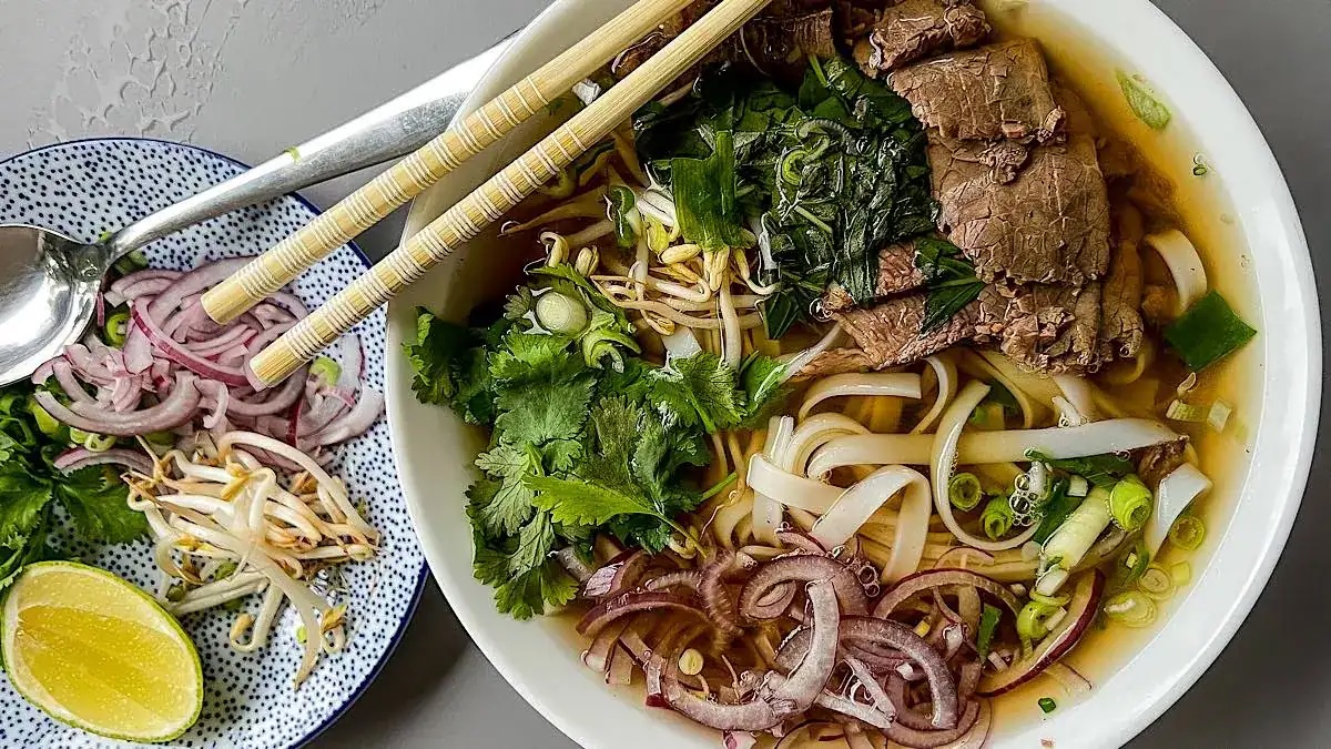 Street Food Box Pho Bo