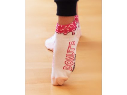 Ponožky s růžovou polevou