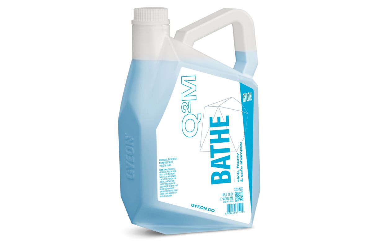Gyeon Q2M Bathe - nejoblíbenější autošampon Objem: 4000 ml