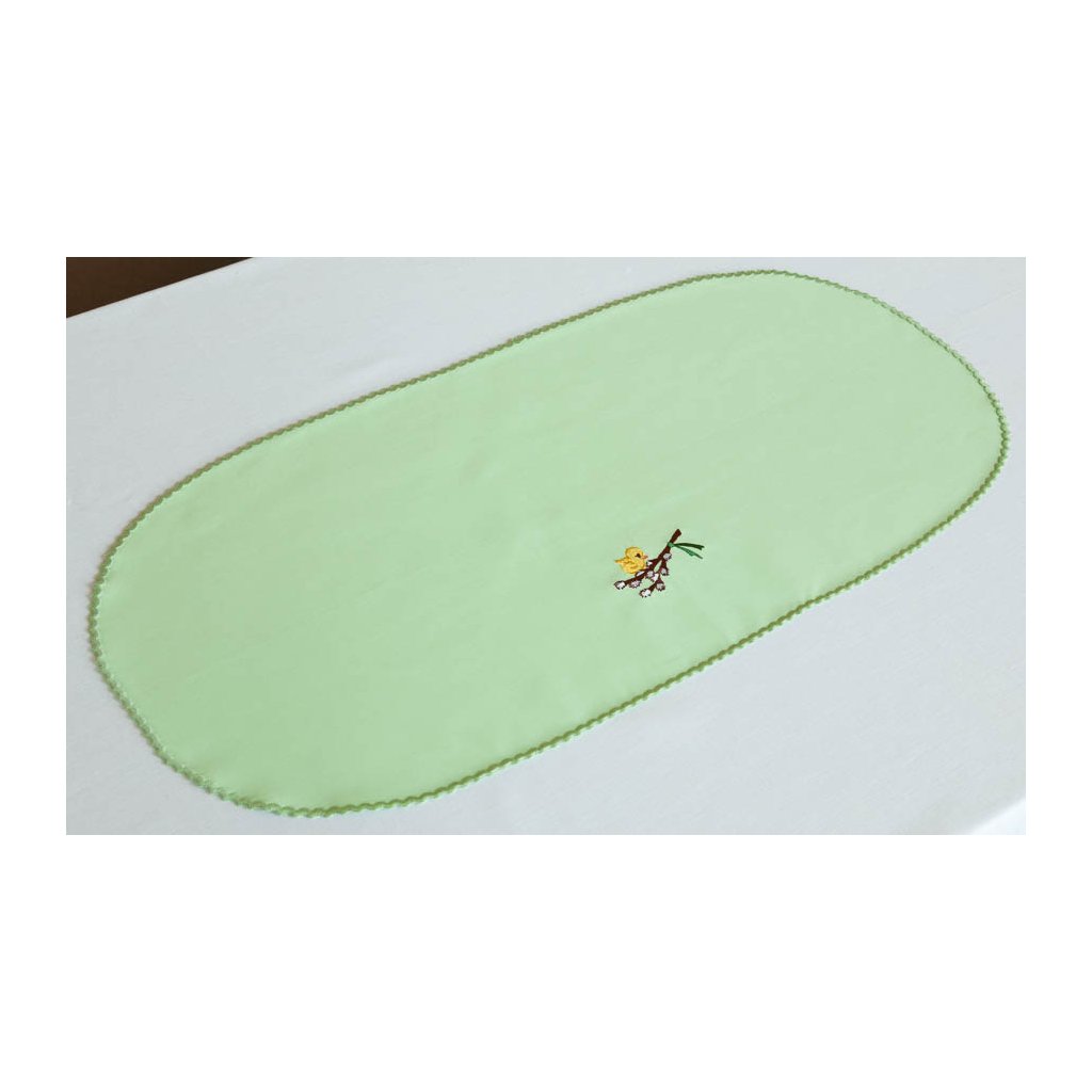 Ubrus Veba GAMA bavlněný satén zelená s výšivkou Kuřátko s festonem (Velikost 35x70 cm - ovál)