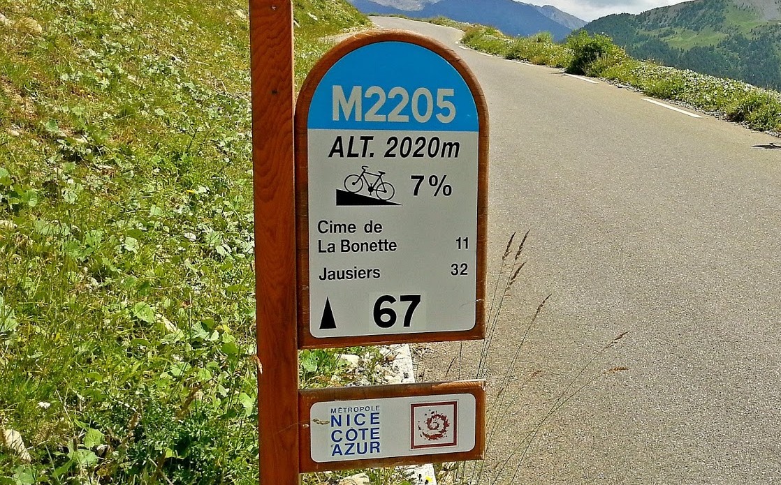 Víte, která je nejvyšší asfaltová silnice v Evropě?