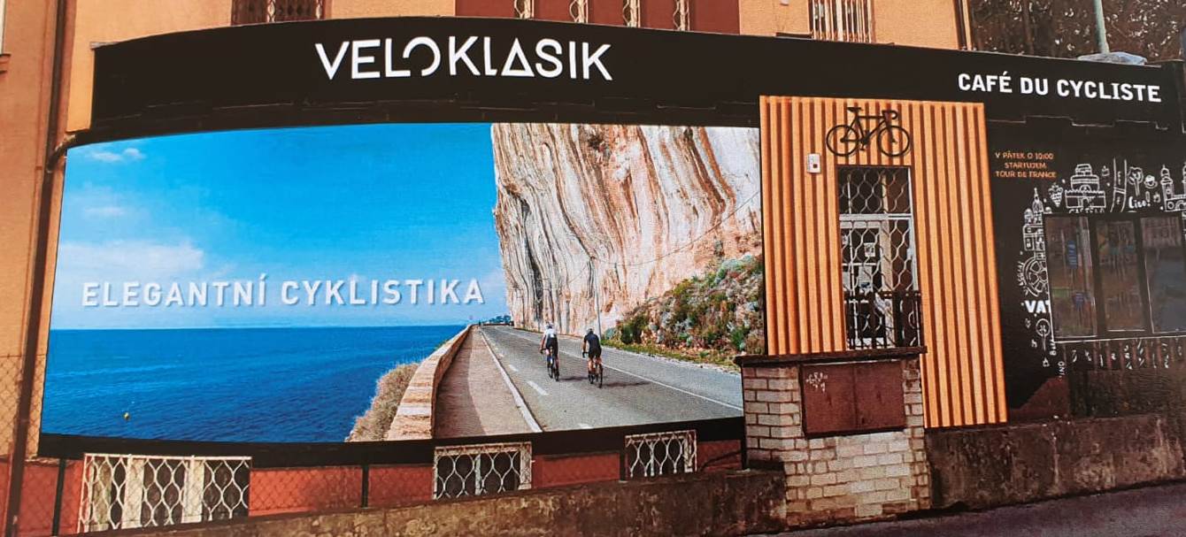 Historická podoba vstupu do Veloklasiku v Pikovické ulici v Braníku