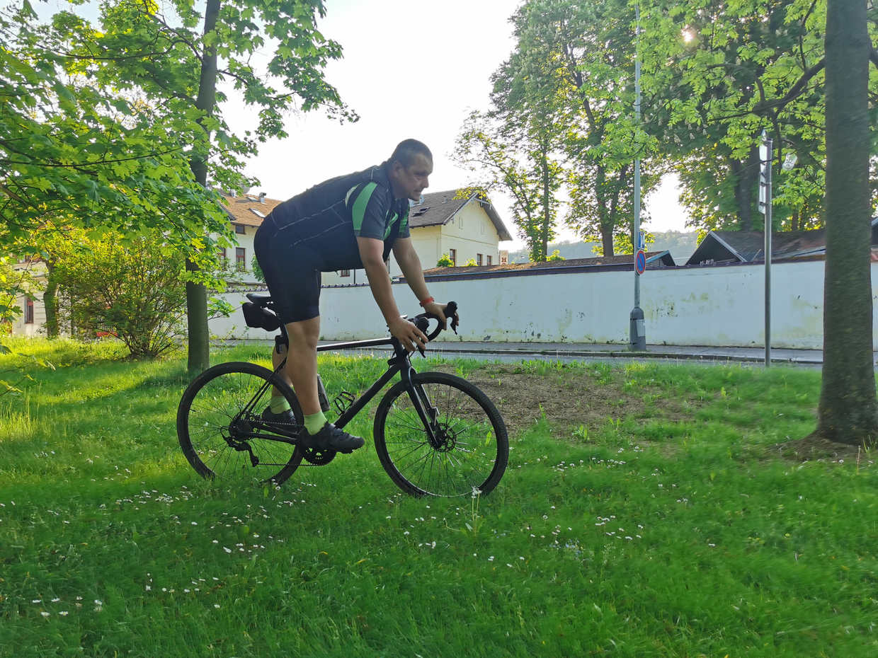 Kája jako průvodce pohodových gravelových a MTB výletů Veloklasiku