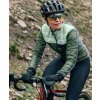 Dámská zimní cyklo bunda na kolo Merino ALBERTINE zelená Café du Cyclistewomen cycling jacket albertine green duotone 5[1]