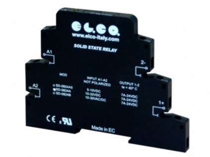 SD 0824A rychle SSR rele polovodicove vystup 8A 30VDC ovladanie 24VDC
