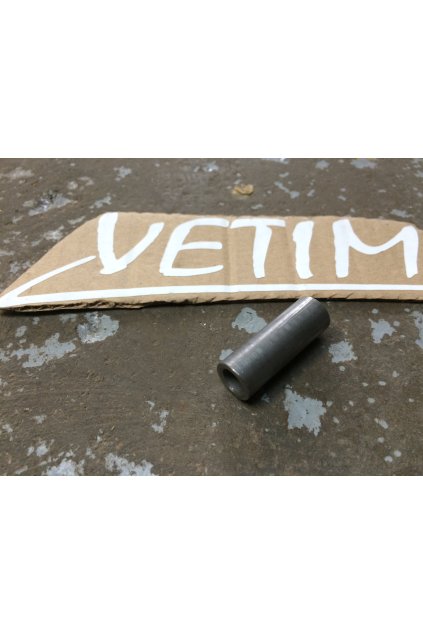 DUO distanční trubka 40mm 4-7čl./VULCANUS/pro upevnění izolace horních dvířek