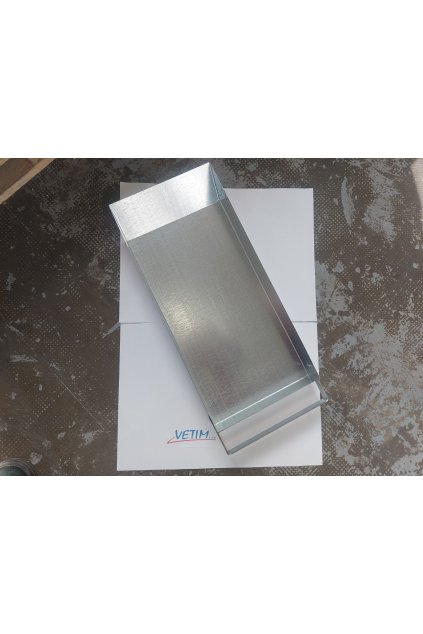 U22 zásuvka popelníková 5 článek Viadrus 485x225x60mm