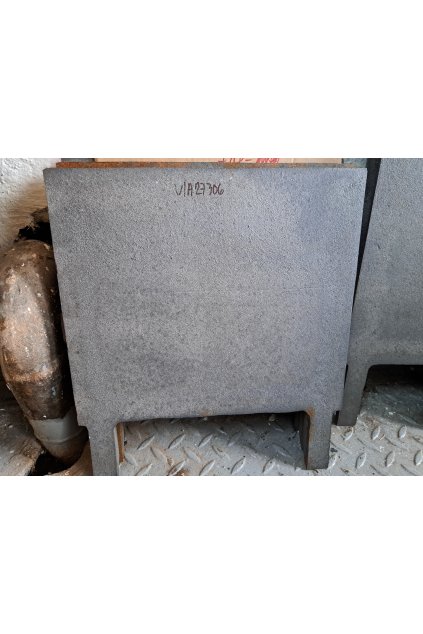 U32-U68 6-8 čl. nový rošt uhlí a dřevo nahrazuje předchozí kombinaci roštů