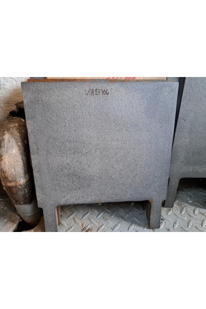 U32-U68 6-8 čl. nový rošt uhlí a dřevo nahrazuje předchozí kombinaci roštů