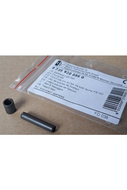 FB úchyt závory dvířek