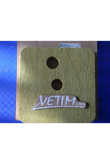 FB izolace přikládacích dvířek 0400