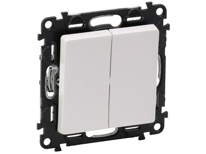 192458 752118 LEGRAND 1000