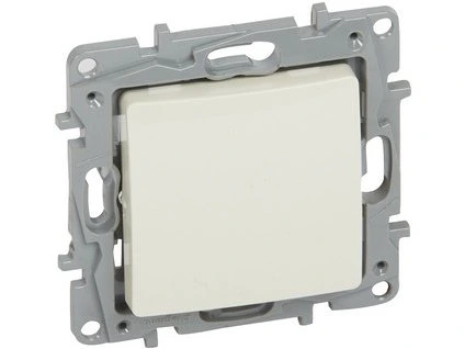 197495 764601 LEGRAND 1000~1