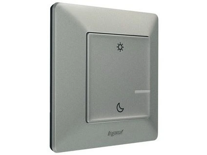 208692 752389 P 242725~1