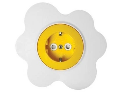 Zásuvka P+E Vajce V16.51.062