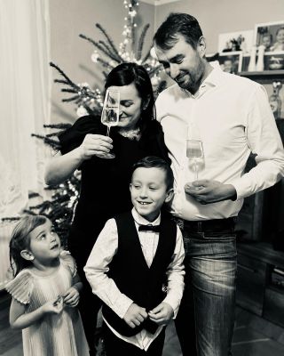 Přejeme všem ze ❤️ krásné Vánoce a hodně štěstí v novém roce 🥂 #pavlicaci