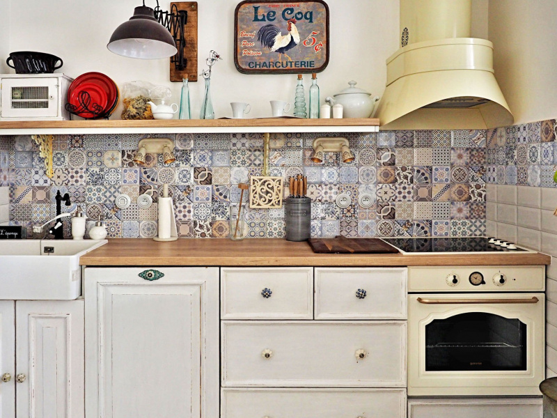 Kychyň se španělských patchworkem pro svobodné duše