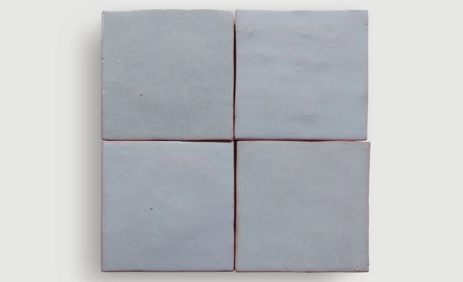 Světle šedé obklady 10x10 – zellige