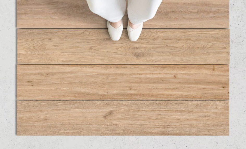 dřevěná dlažba skladem