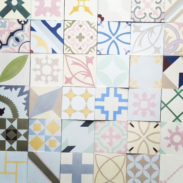 Cementová dlažba – realizace, inspirace, detaily, výroba