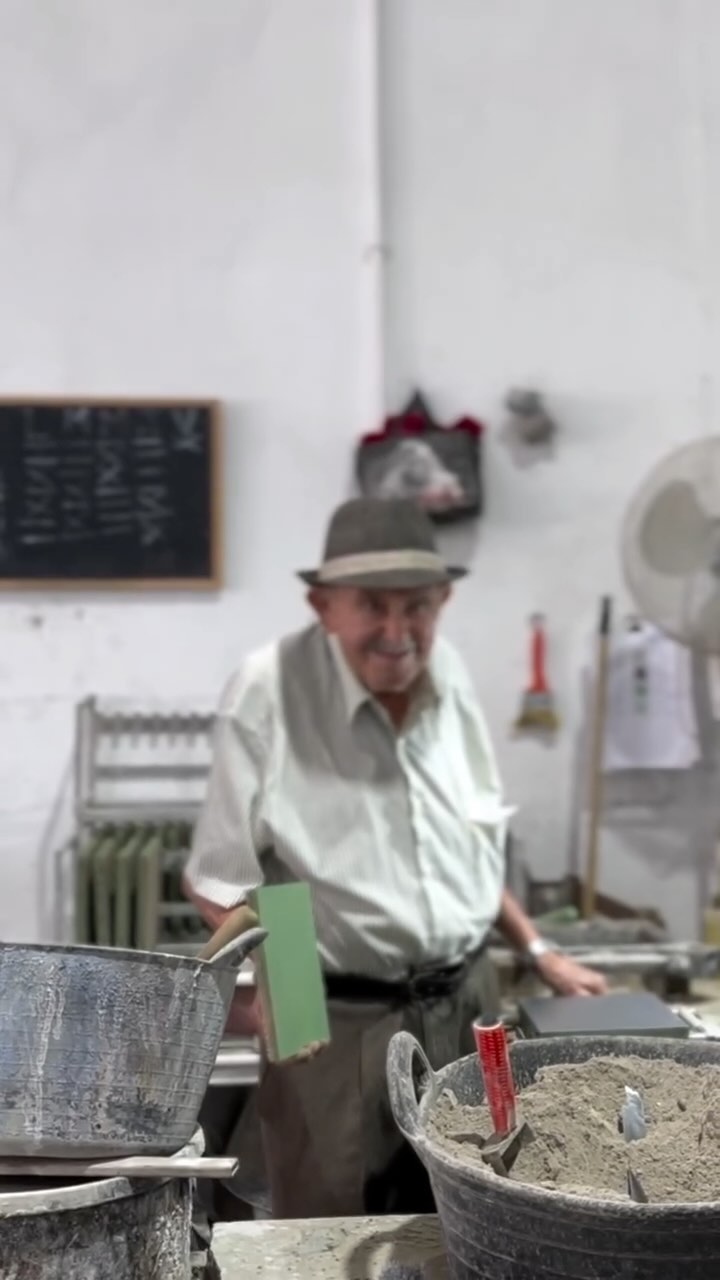 Cementová dlažba – realizace, inspirace, detaily, výroba