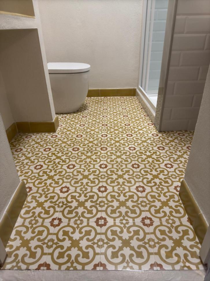 Cementová dlažba – realizace, inspirace, detaily, výroba