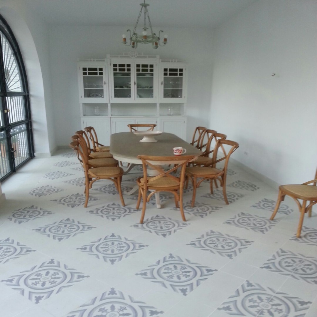 Cementová dlažba – realizace, inspirace, detaily, výroba