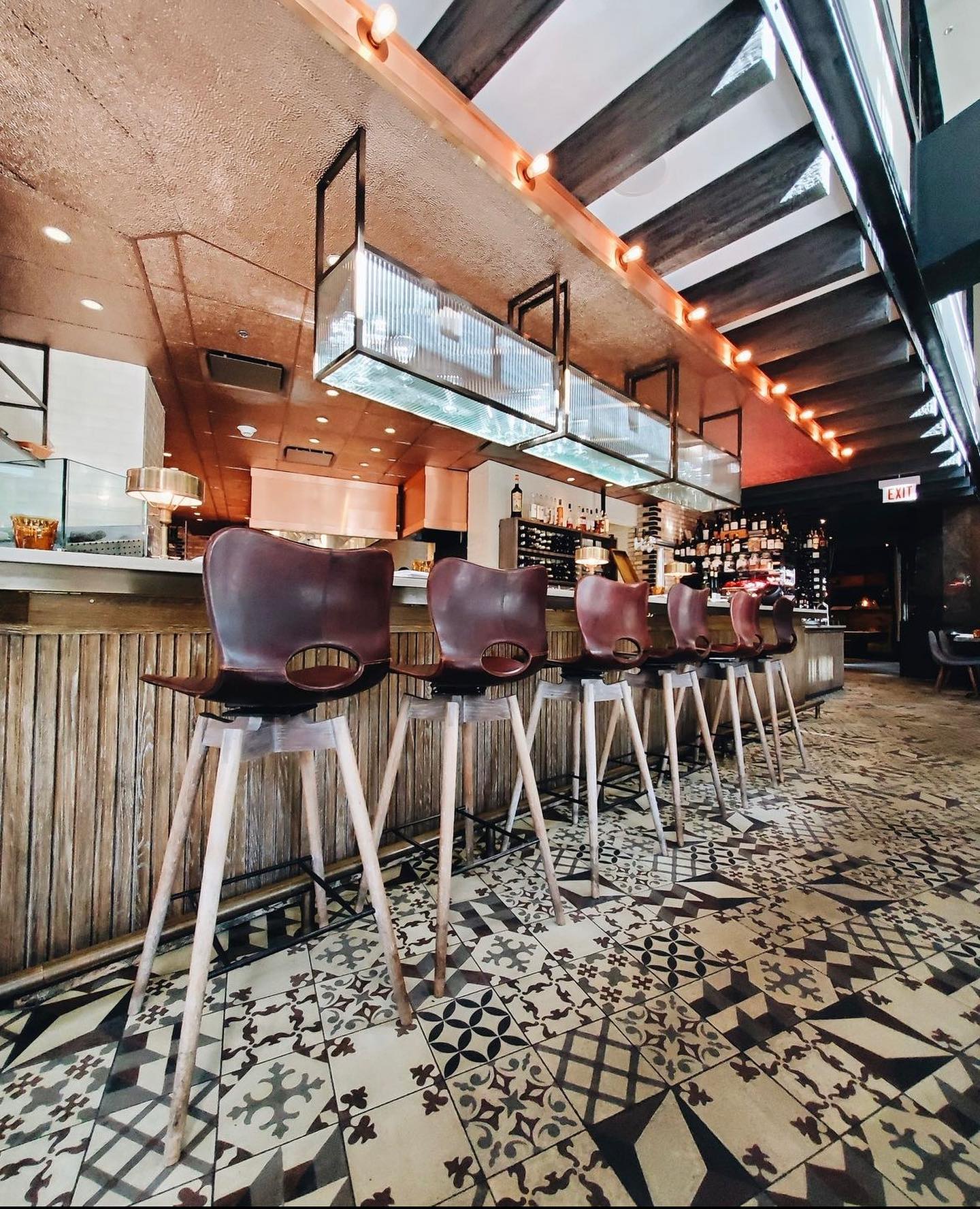 Cementová dlažba – realizace, inspirace, detaily, výroba