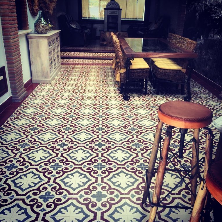 Cementová dlažba – realizace, inspirace, detaily, výroba