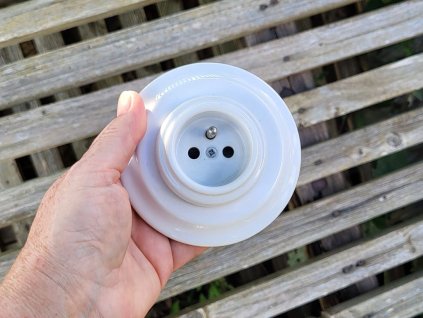 zasuvka porcelanova keramicka kulata retro bila 03