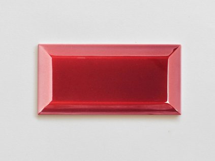 primus biselados vermelho obklady jednobarevne zkosene metro cervene 670 0