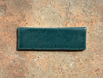 cevica terre antic green obklady obdelnik 5x15 handmade lesk 01