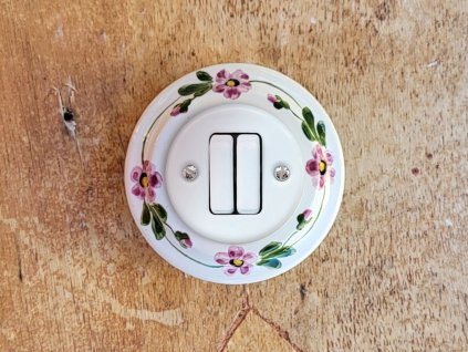 ruzovy kvitek vypinac 6+6 keramicka porcelanova rucne malovana