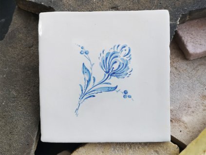 malovane obklady selske chalupa antic modra kvetina 01