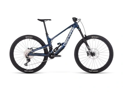 2026 Claymore Elite White background