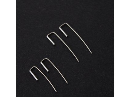 simple // náušnice delší za uchem / drobné