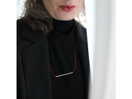 náhrdelník RED rovná linka
