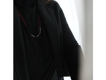 náhrdelník RED linky