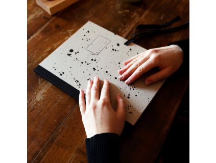 YB image people skicak 05