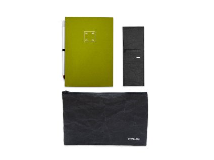 Set s kapsou barvy olive green