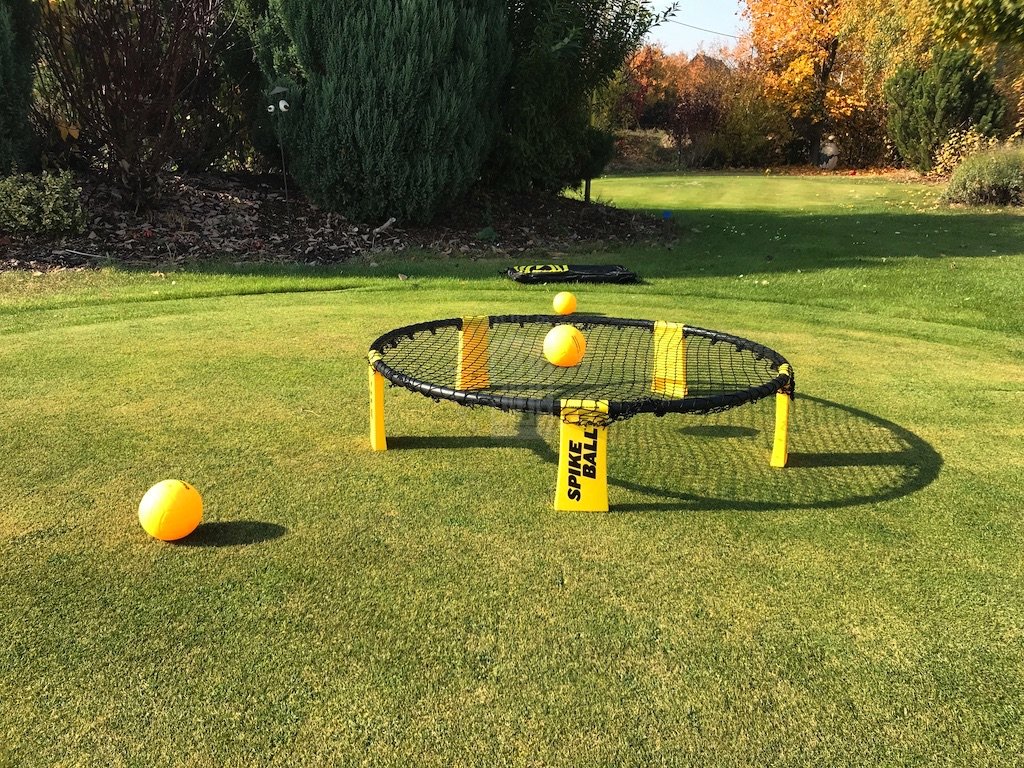 Spikeball