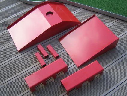 Minigolf překážky